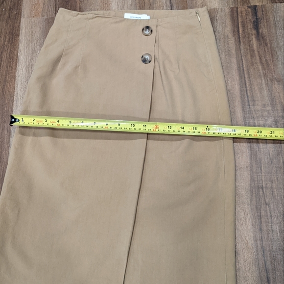 Korean Tan Brown Wrap Midi Skirt with Slit and Decorative Buttons Size S - Picture 10 of 12